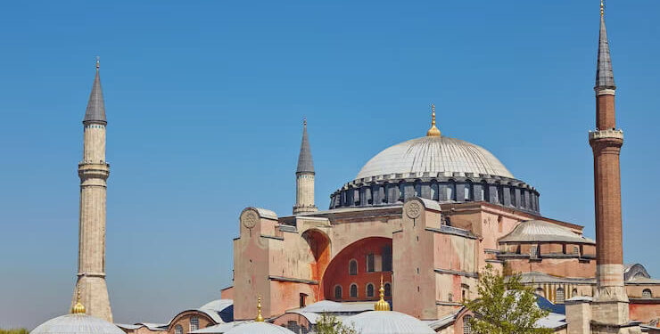 The Hagia Sophia: Significance in Istanbul’s Economy and Diverse ...