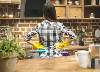 A Deep Clean Kitchen Checklist for Homeowners