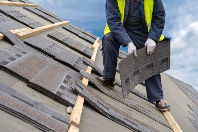 The Dos and Don’ts of Hiring a Contractor for Commercial Roof Replacement