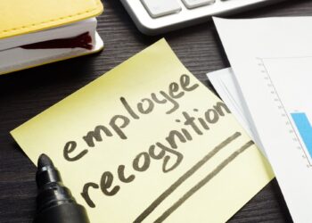 Beyond the Basics: Innovative Employee Recognition Gift Ideas for a Modern Workplace