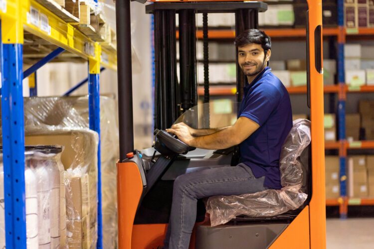 Maximizing Efficiency: How the Right Warehouse Equipment Can Improve Operations