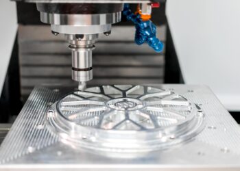 Behind the Scenes: The Process of Creating Prototypes with Experts