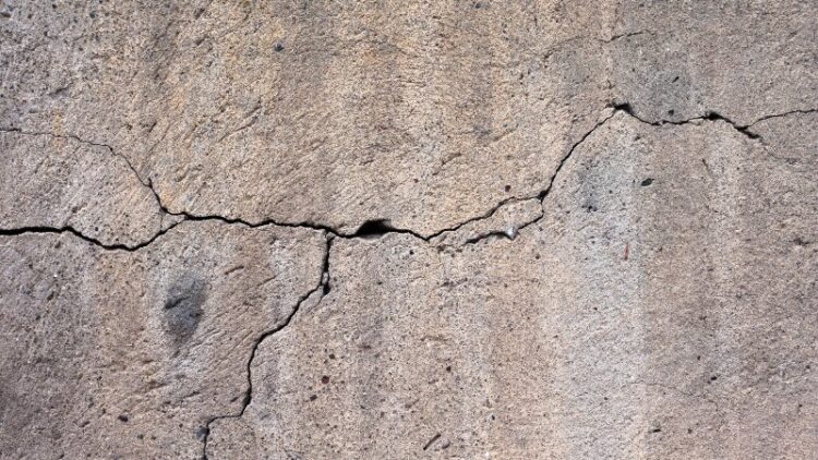 4 Common Causes of Cracks in Garage Floor