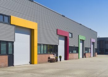 Exploring the Convenience of Storage Units with Electricity for Rent