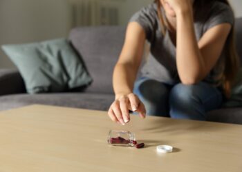 A Comprehensive Comparison Guide to Cymbalta vs. Lexapro