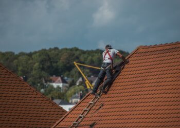 How to Find the Best Roof Services in Denver: A Complete Guide