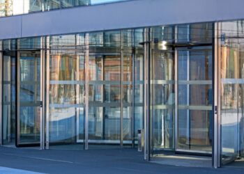 5 Benefits of Professional Commercial Door Installation