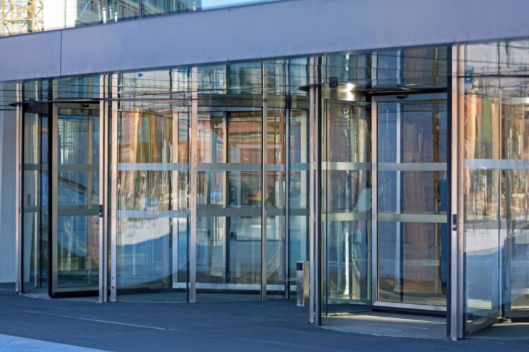 5 Benefits of Professional Commercial Door Installation