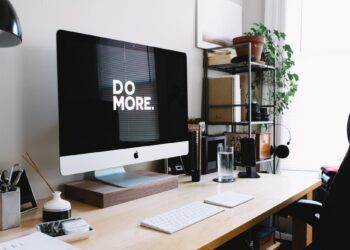 Stop Wasting Time: How to Meet Productivity Goals in the Workplace