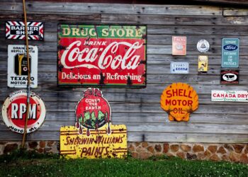 Ways to Elevate Your Home Decor with Custom Vinyl Prints