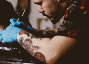 From Aspiring to Ink Master: Navigating Tattoo Apprenticeship Jobs for Career Growth
