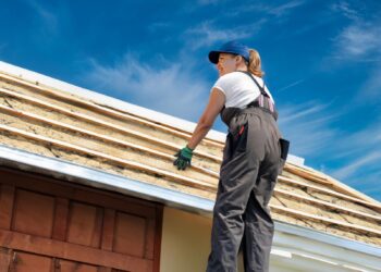 6 Signs You Need to Call a Commercial Roofer