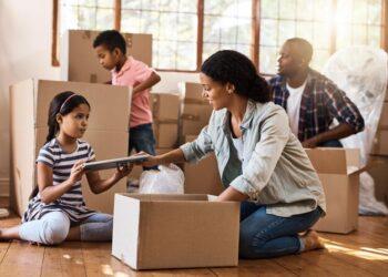 A Guide to Smoothly Moving from House to Apartment
