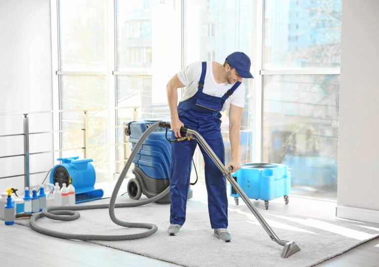 Top 5 Factors to Look for a Residential or Commercial Carpet Cleaner