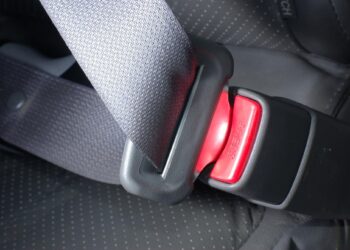 How to Choose the Best Seat Belt Cutter for Your Vehicle