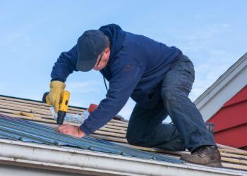 DIY Vs. Professional: The Right Roofing Solution for Your Roof Repair