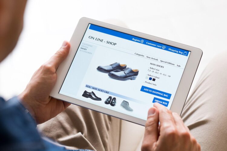 How to Incorporate Social Media into Your Ecommerce Website Design Strategy