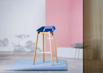 Enhance Your Patio With These Stylish Outdoor Counter Stool Ideas