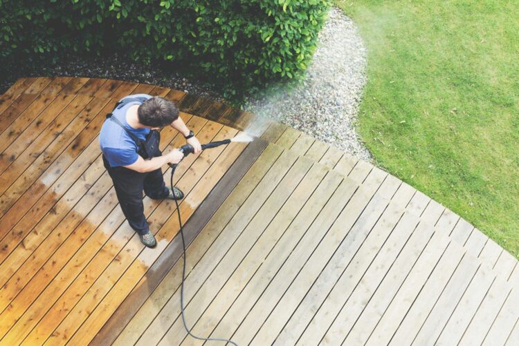 The Benefits of Hiring a Professional Pressure Washing Service for Your Home