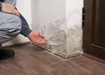 How to Identify and Resolve Common House Foundation Problems