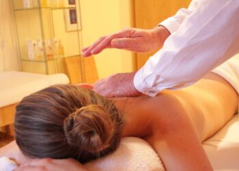 Incorporating Lymphatic Massage into Your Next Full Service Massages