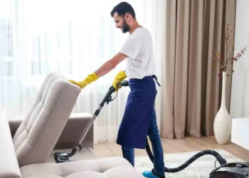 1 Bedroom Apartment: The Benefits and Costs of Hiring a Cleaning Service