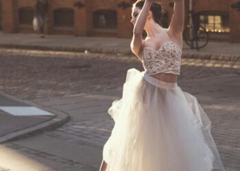How to Choose the Perfect Lyrical Dance Costumes