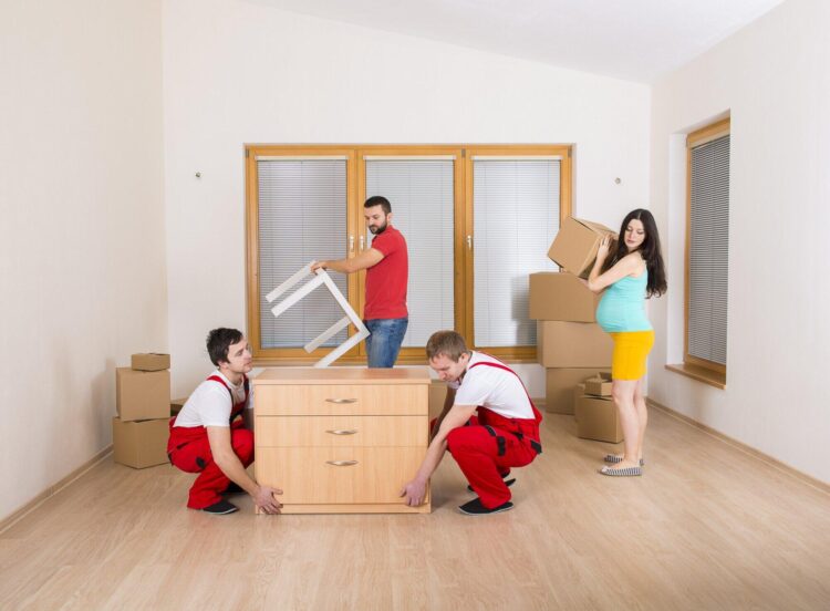 The Importance of Hiring a Moving Specialist for a Smooth Transition