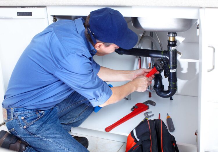 Understanding the Different Types of Plumbing Maintenance Services Available