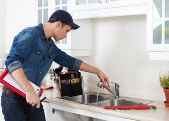 How to Choose the Right Plumbing Service for Your Pipe Repair Needs