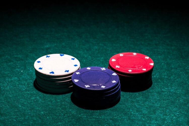 Poker Chips: Personalizing The Perfect Ones For Your Game Night